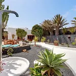 La Cueva Teguise (Lanzarote)