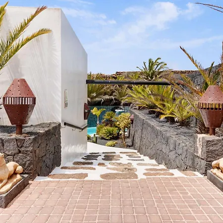 La Cueva Apartment *
