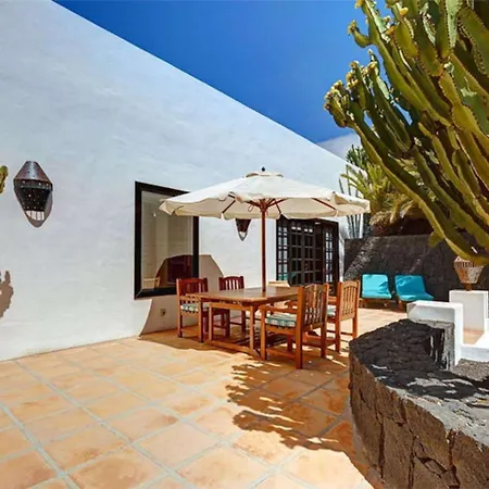 La Cueva Apartment *