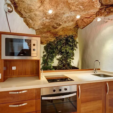 La Cueva テギセ