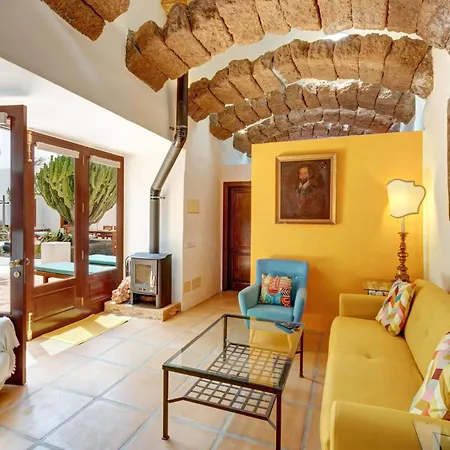 Apartment La Cueva Teguise (Lanzarote)